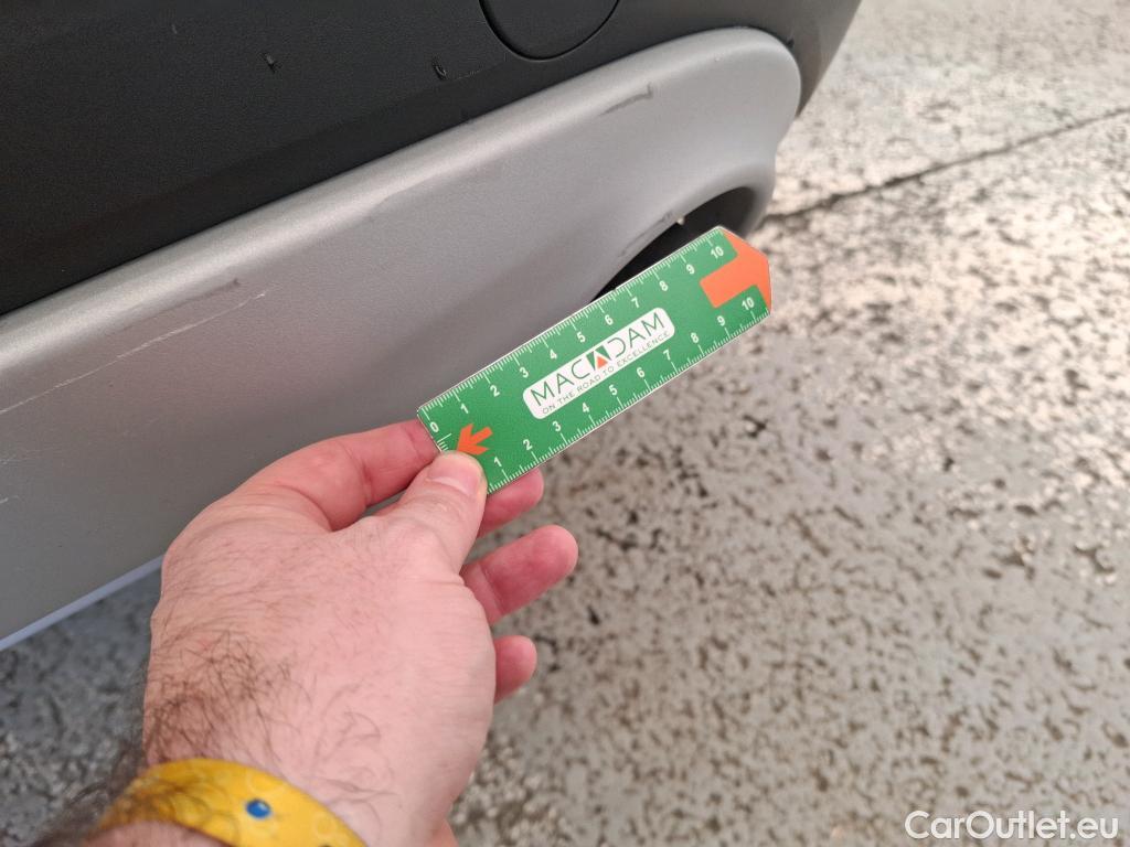  Ford  Kuga FORD  / 2019 / 5P / SUV 2.5 190 hybrid Flexifuel Pshift Titanium #12