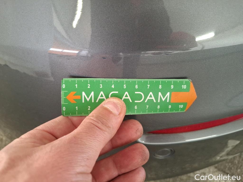  Mercedes  A-Klasse MERCEDES-BENZ Classe A Compact / 2018 / 5P / Berline A 180 d Business Line #15