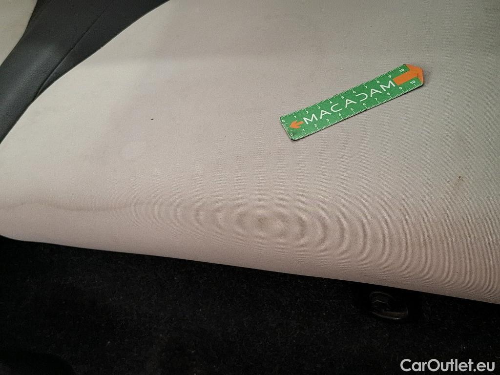  Fiat  500 FIAT   2015 3P Berline Hybrid 1.0 BSG 70 ch Dolcevita #9