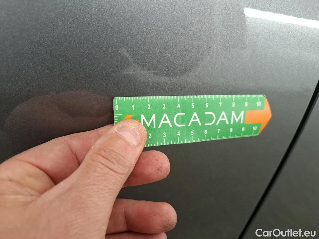  Mercedes  A-Klasse MERCEDES-BENZ Classe A Compact / 2018 / 5P / Berline A 180 d Business Line #25