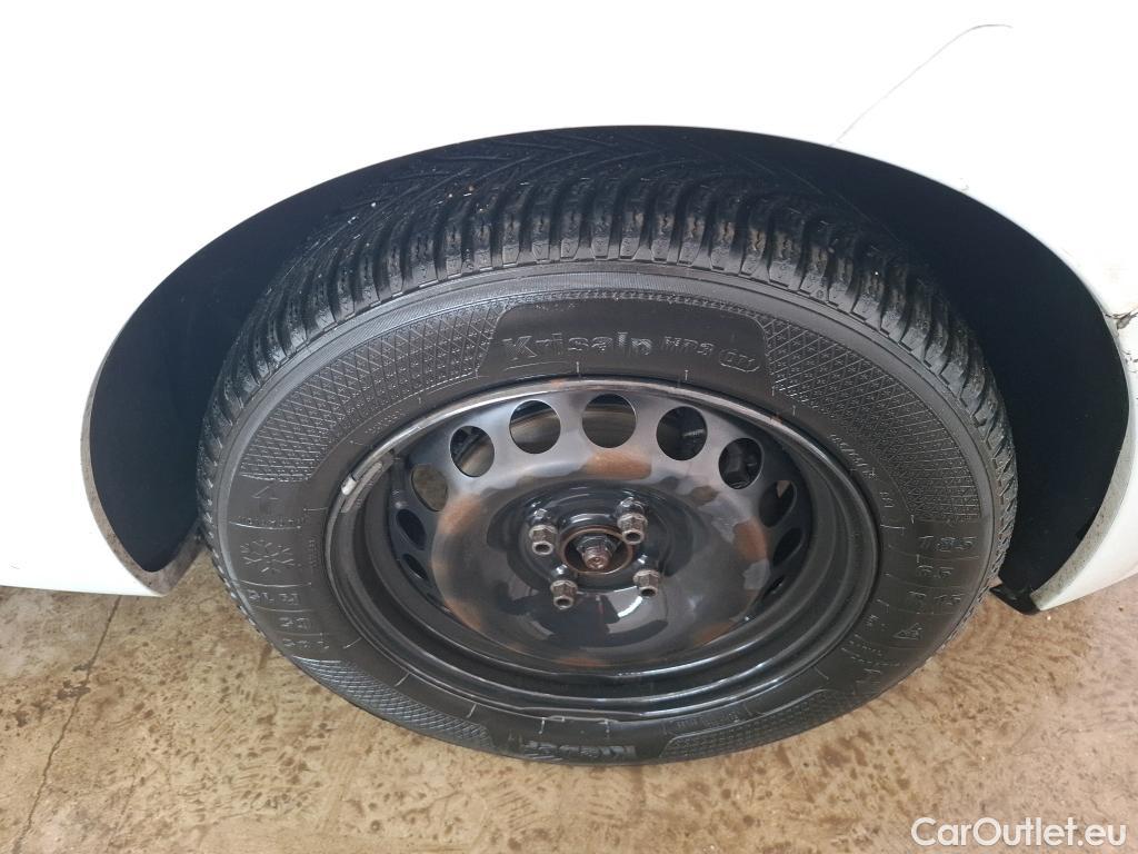  Renault  Clio  IV Air MediaNav 1.5 dCi 75CV BVM5 E6 #68