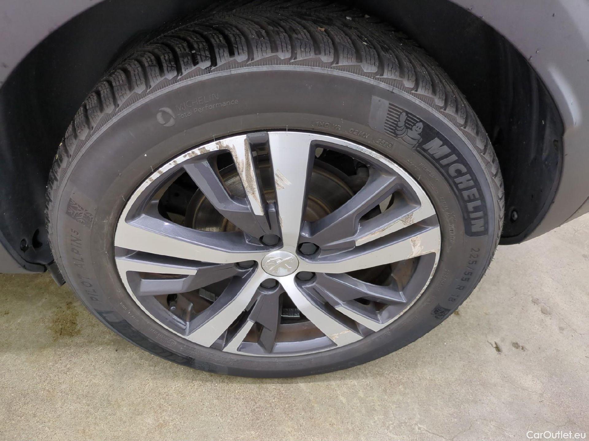  Peugeot  3008  Allure Pack 1.5 HDi 130CV BVM6 E6d #13