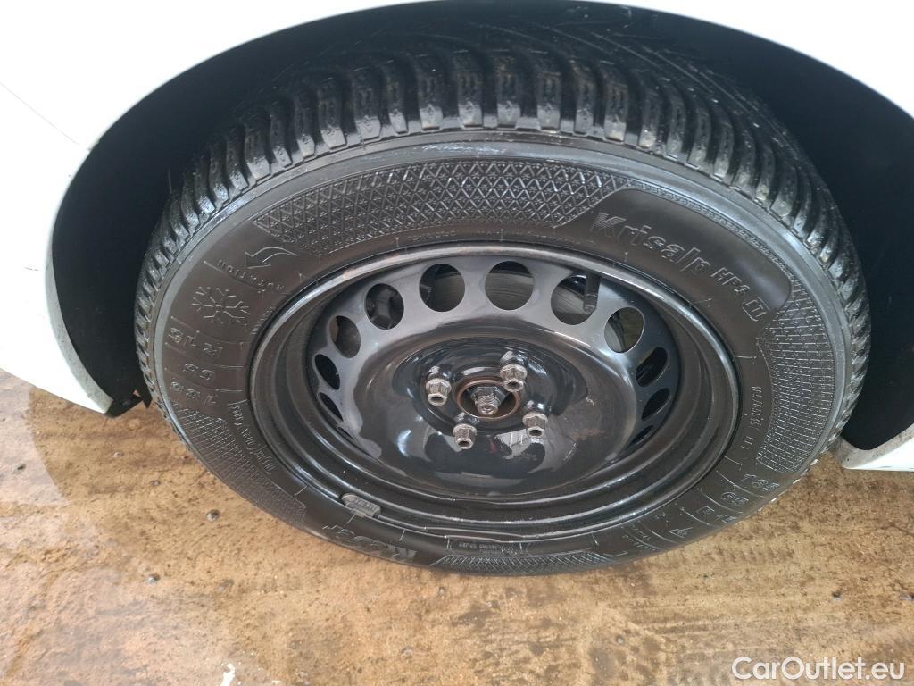  Renault  Clio  IV Air MediaNav 1.5 dCi 75CV BVM5 E6 #60