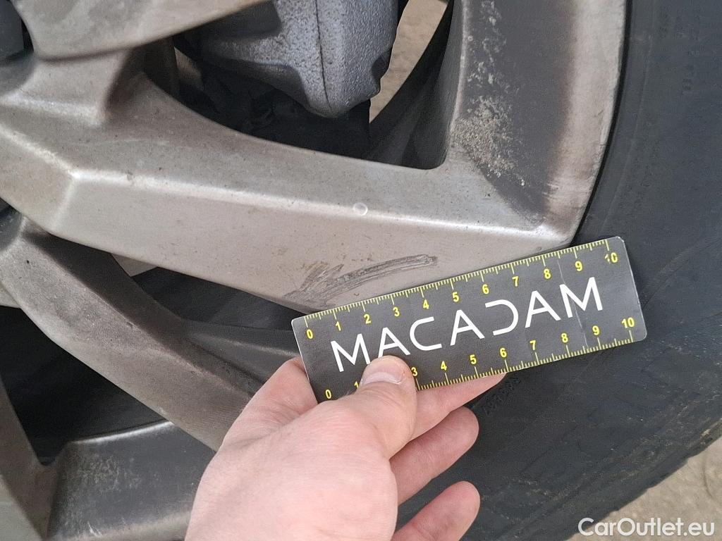  Peugeot  3008  Active Pack 1.5 HDi 130CV BVA8 E6d #21