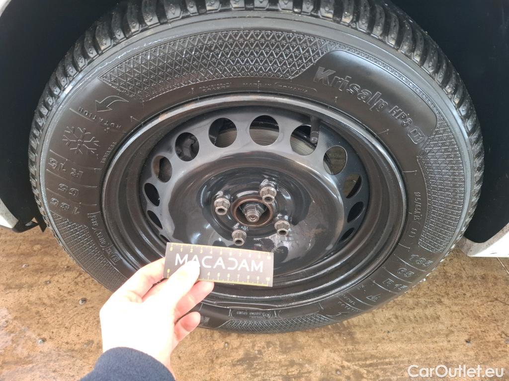  Renault  Clio  IV Air MediaNav 1.5 dCi 75CV BVM5 E6 #62