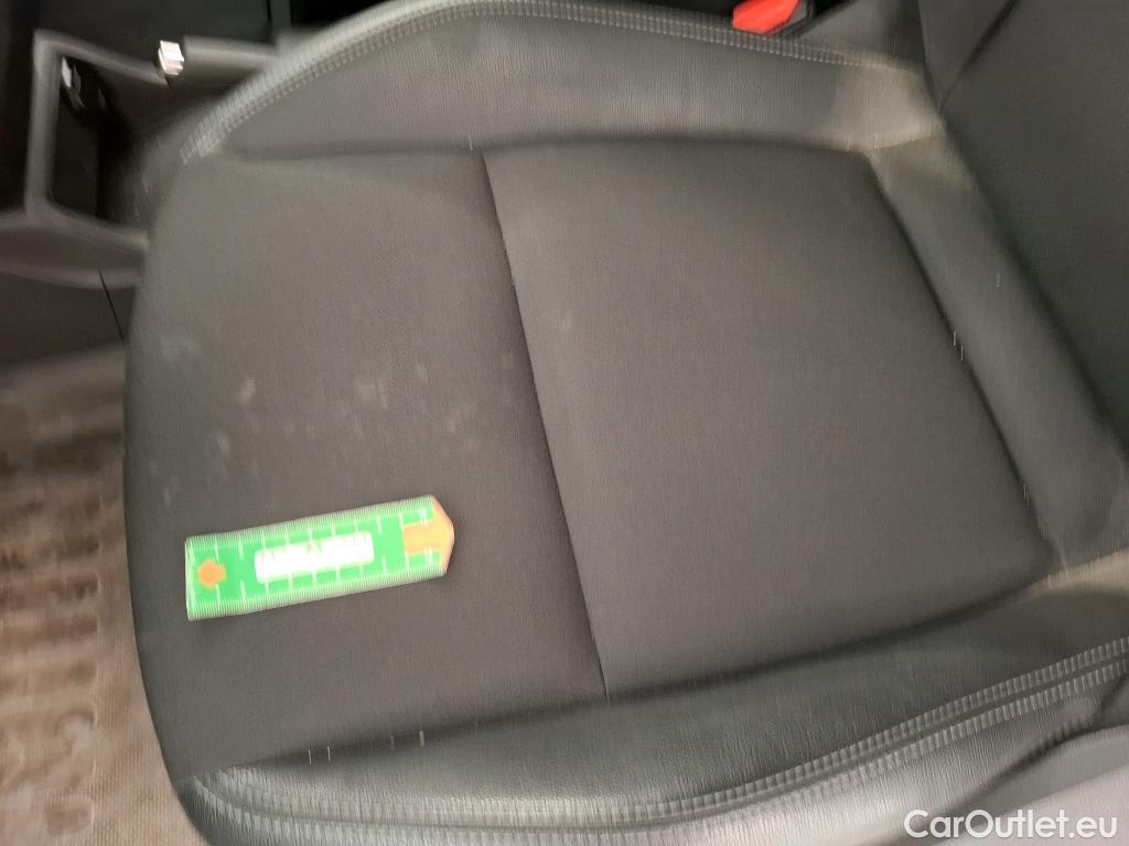  Renault  Kangoo RENAULT  / 2021 / 4P / Fourgonnette Extra - Blue dCi95 Sésame Ouvre Toi #4