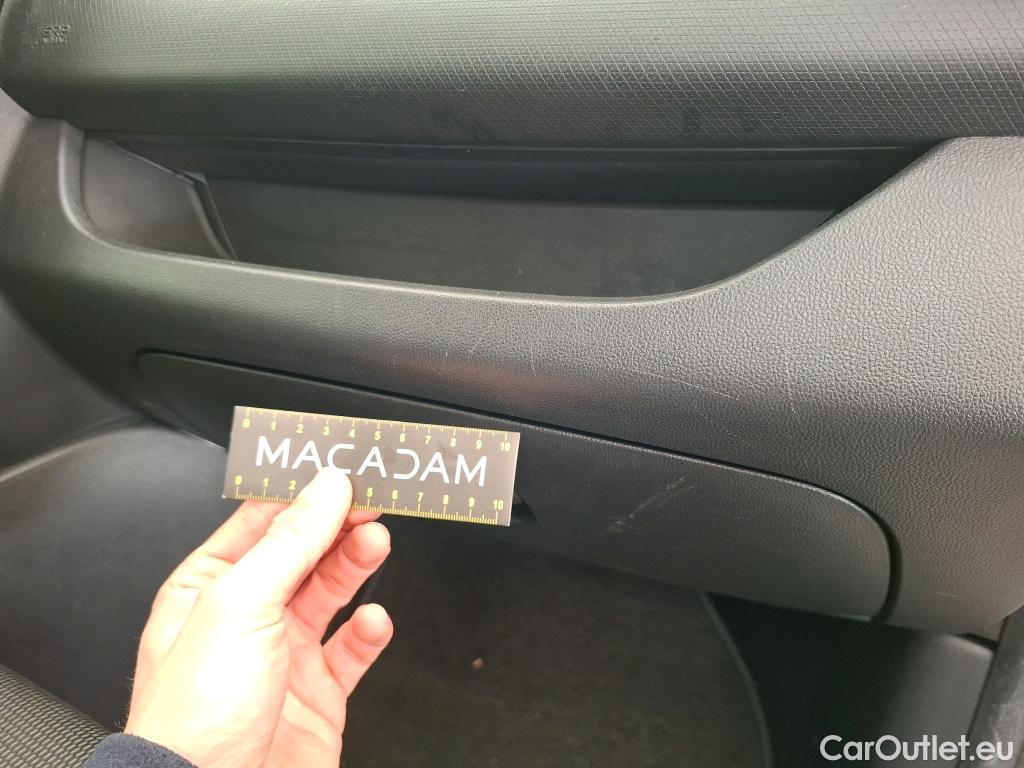  Renault  Clio  IV Air MediaNav 1.5 dCi 75CV BVM5 E6 #53