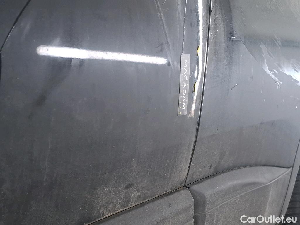  Peugeot  3008  Active Pack 1.5 HDi 130CV BVA8 E6d #2