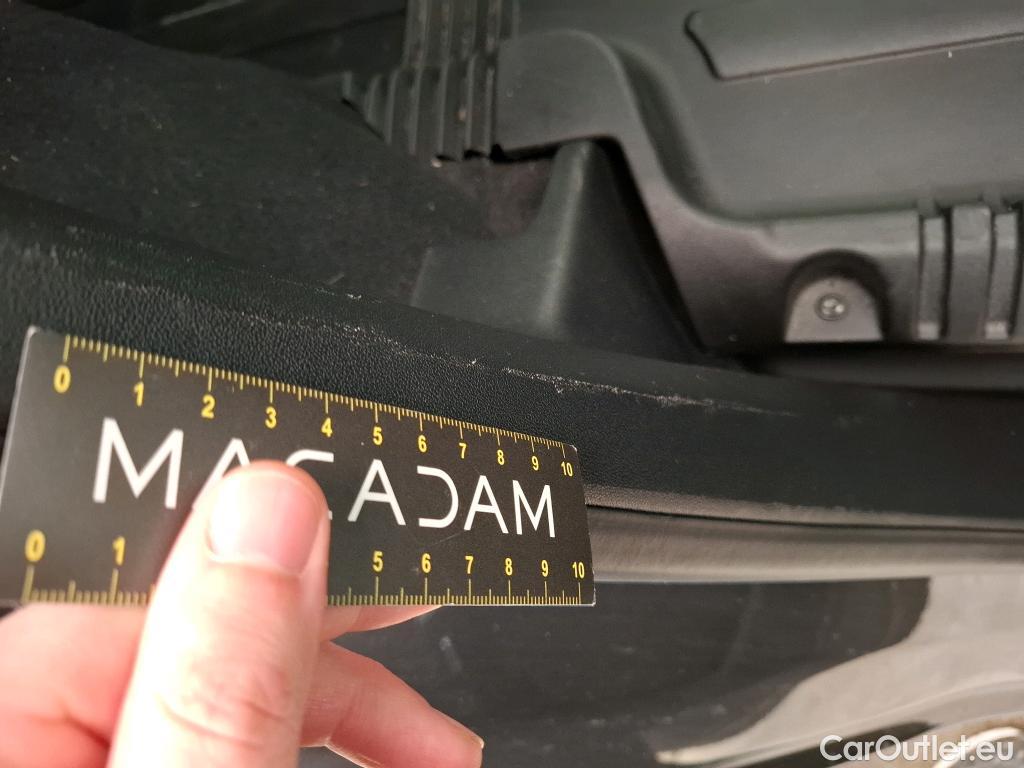  Peugeot  208  Affaire Premium 1.6 HDi 100CV BVM5 E6 #18