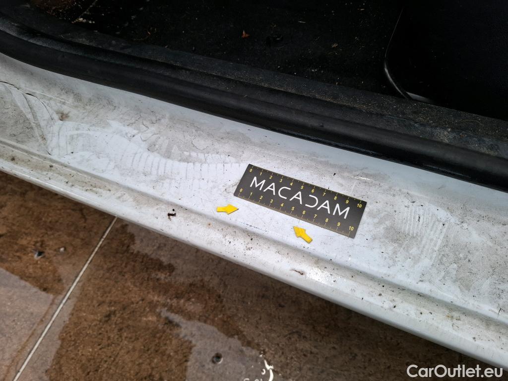  Renault  Clio  IV Air MediaNav 1.5 dCi 75CV BVM5 E6 #77