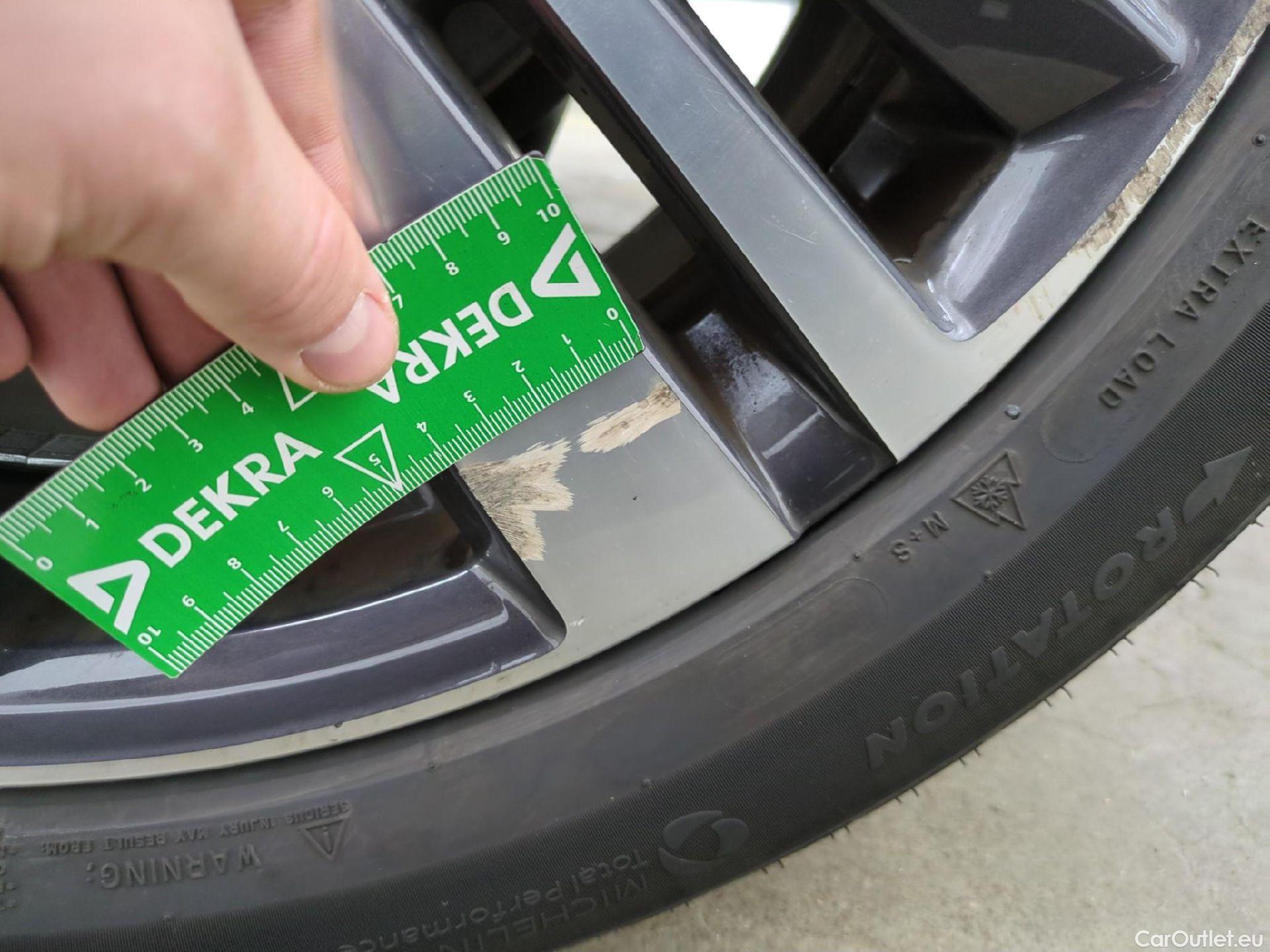  Peugeot  3008  Allure Pack 1.5 HDi 130CV BVM6 E6d #18