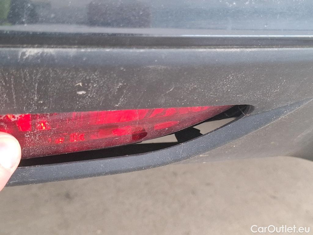  Peugeot  208  Allure Business 1.5 HDi 100CV BVM6 E6d #25