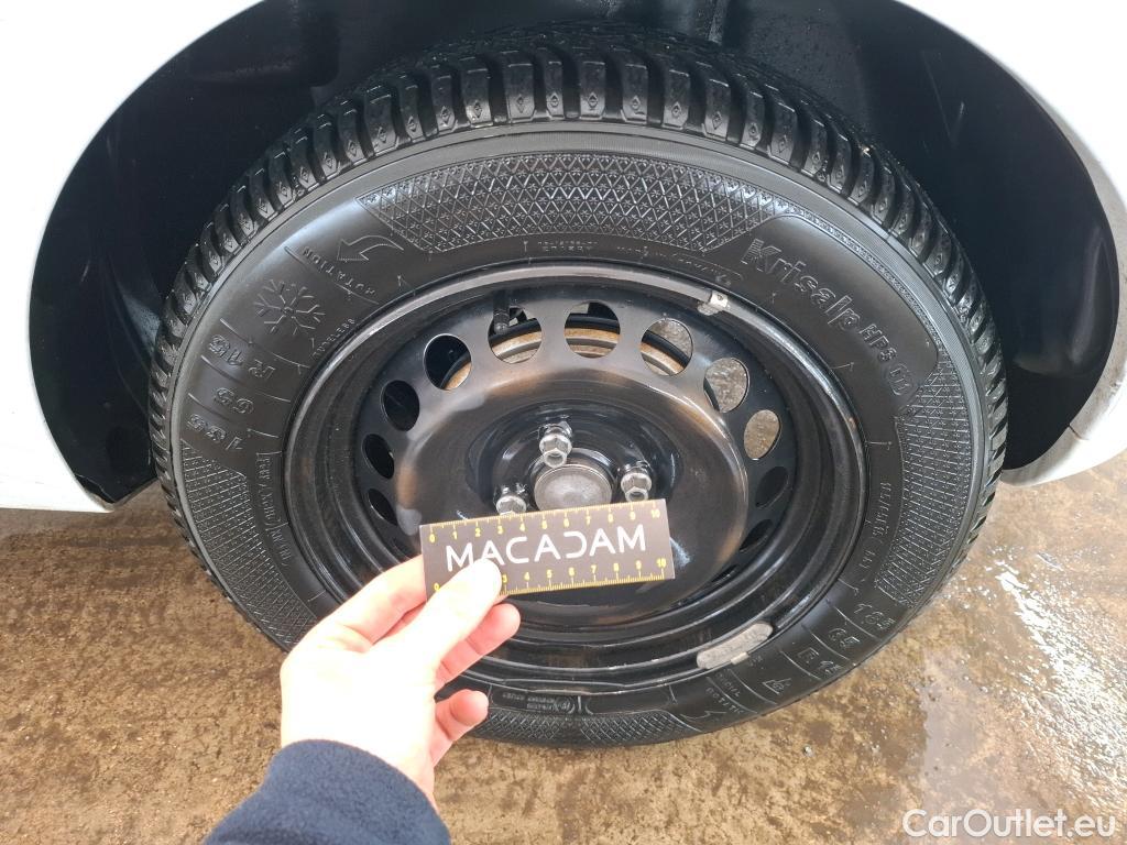  Renault  Clio  IV Air MediaNav 1.5 dCi 75CV BVM5 E6 #59