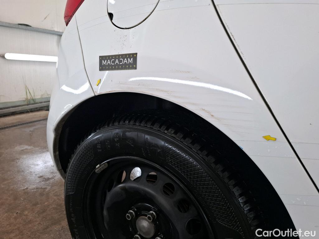  Renault  Clio  IV Air MediaNav 1.5 dCi 75CV BVM5 E6 #22