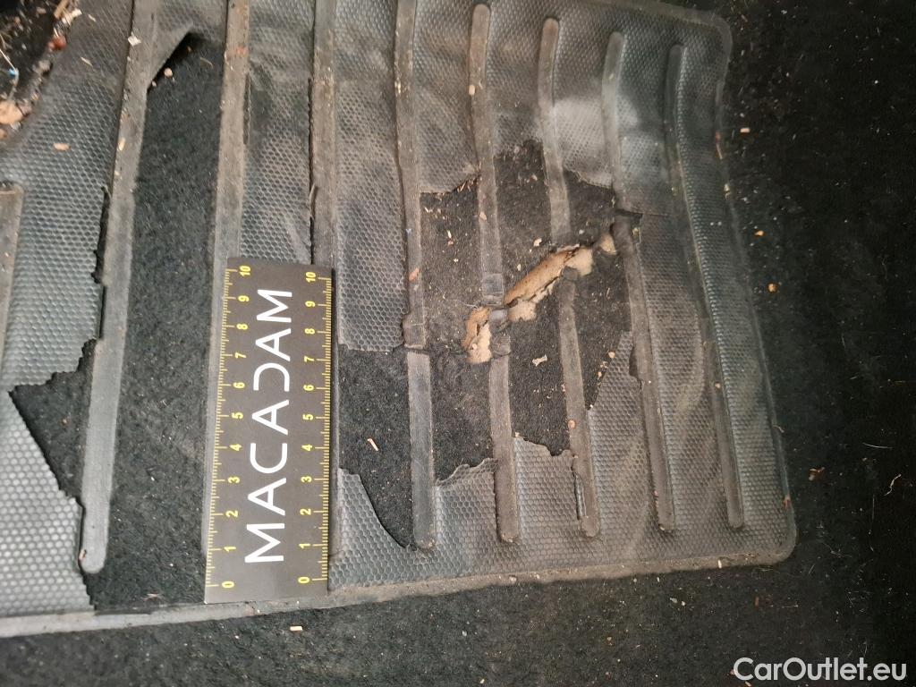  Peugeot  208  Allure Business 1.5 HDi 100CV BVM6 E6d #5