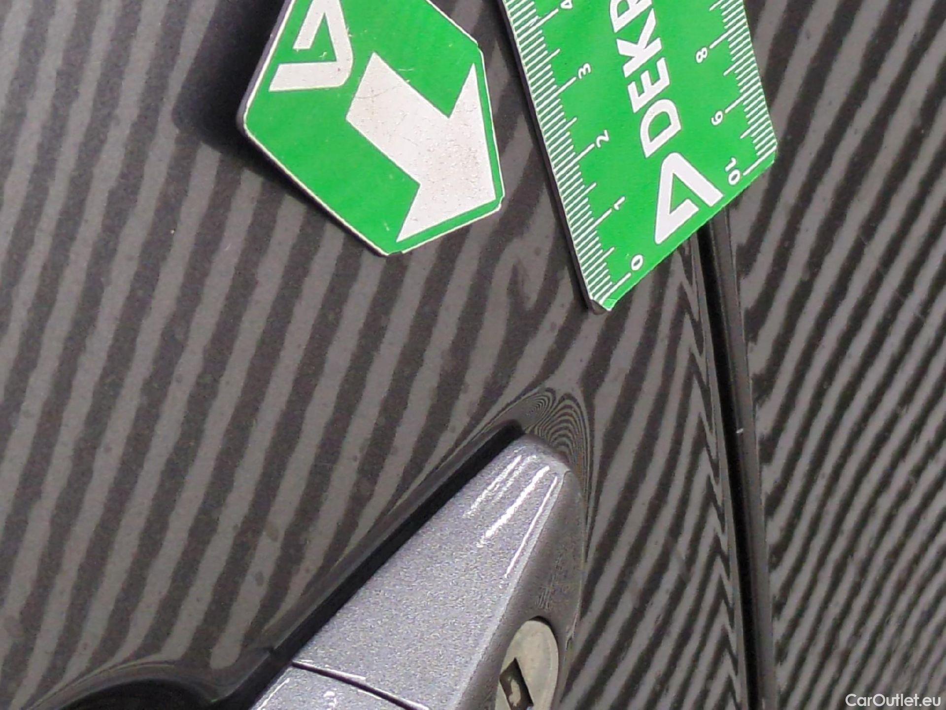  Peugeot  3008  Allure Pack 1.5 HDi 130CV BVM6 E6d #31