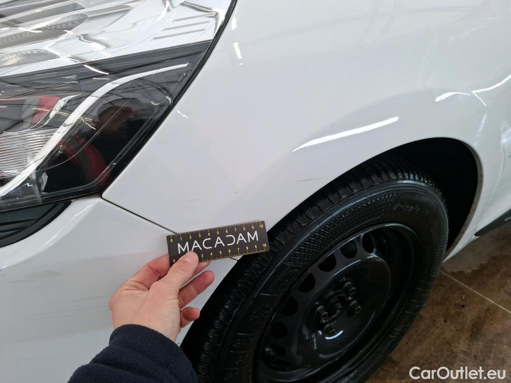  Renault  Clio  IV Air MediaNav 1.5 dCi 75CV BVM5 E6 #85