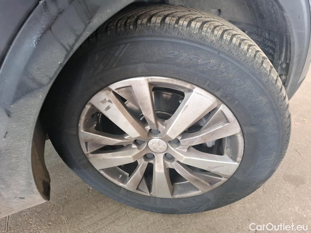  Peugeot  3008  Active Pack 1.5 HDi 130CV BVA8 E6d #14