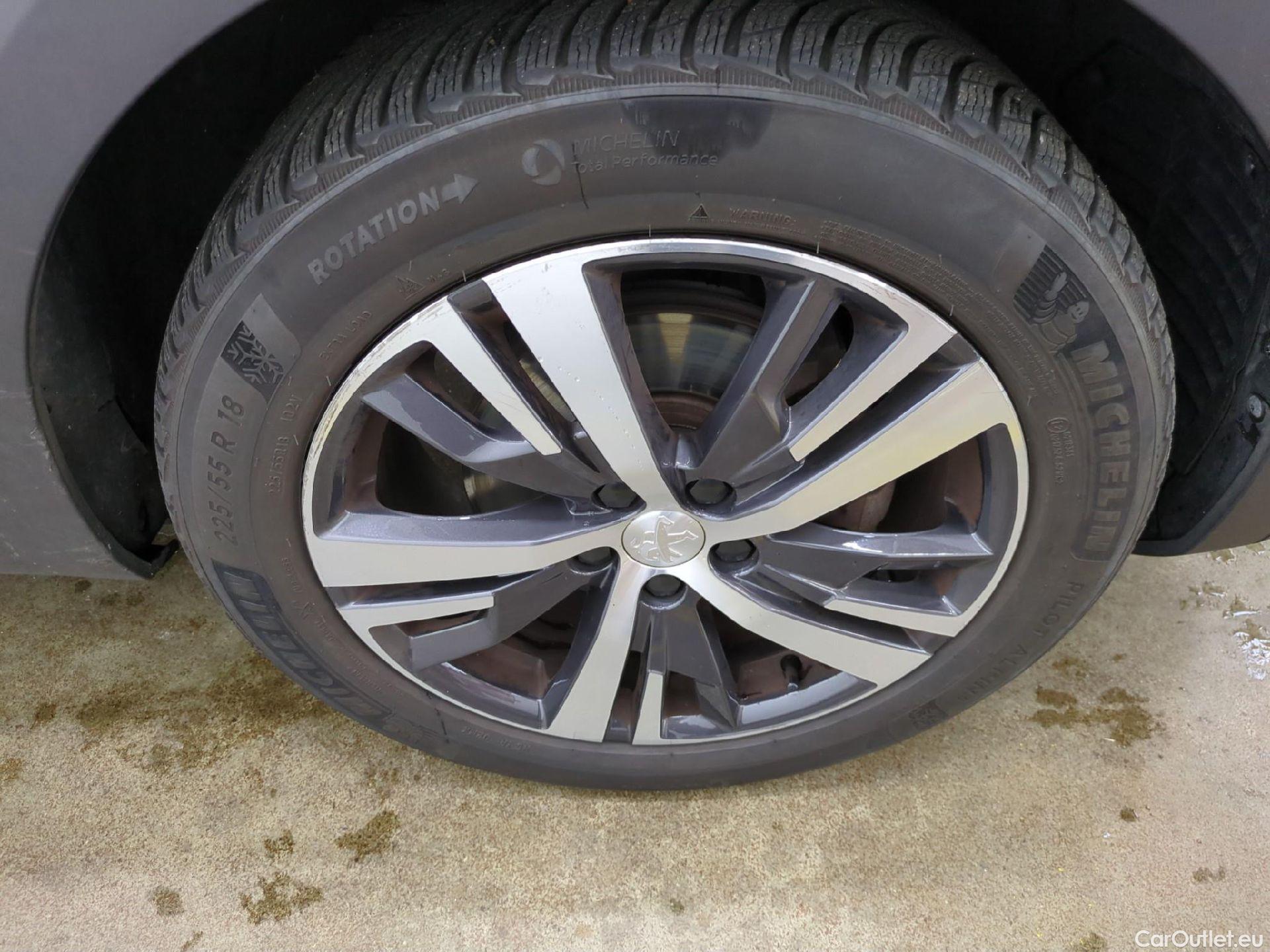  Peugeot  3008  Allure Pack 1.5 HDi 130CV BVM6 E6d #5