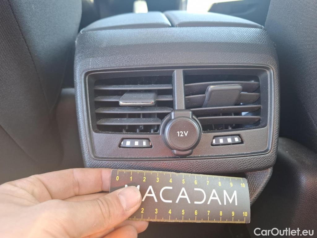  Peugeot  3008  Active Pack 1.5 HDi 130CV BVA8 E6d #4