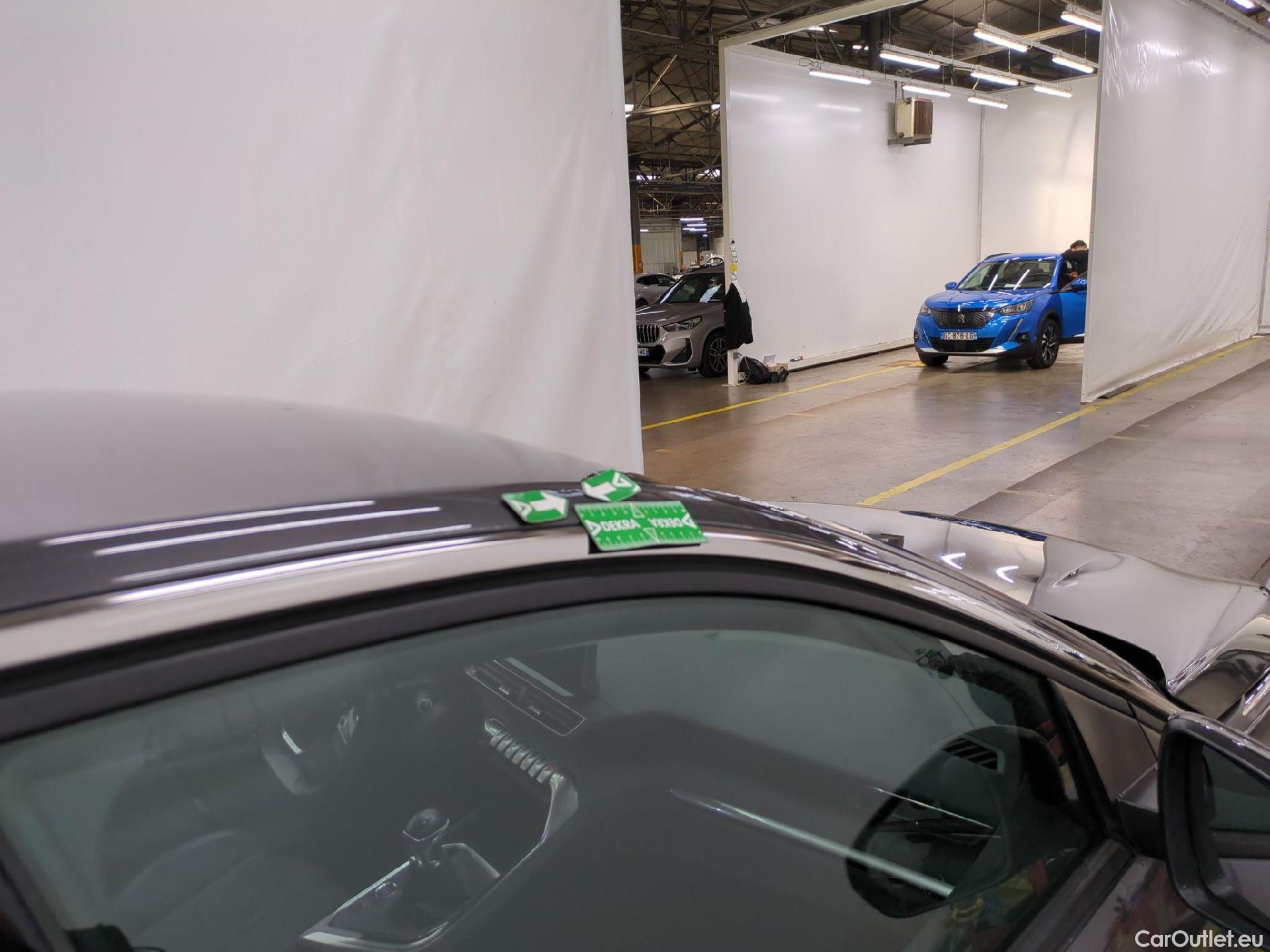  Peugeot  3008  Allure Pack 1.5 HDi 130CV BVM6 E6d #24