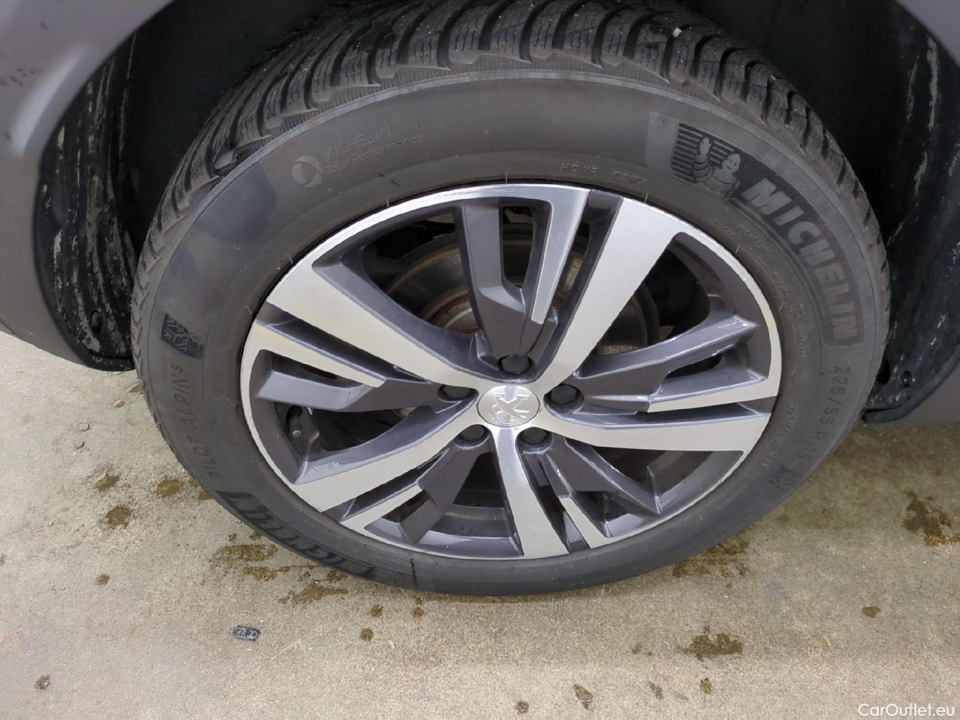  Peugeot  3008  Allure Pack 1.5 HDi 130CV BVM6 E6d #22