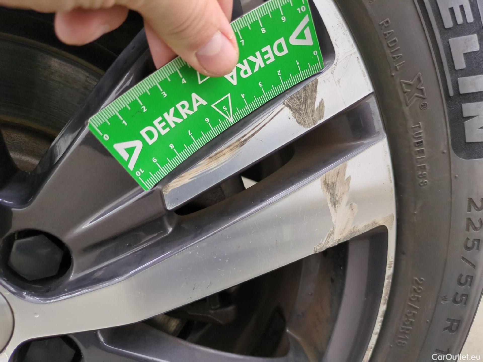  Peugeot  3008  Allure Pack 1.5 HDi 130CV BVM6 E6d #17