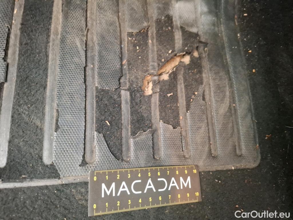  Peugeot  208  Allure Business 1.5 HDi 100CV BVM6 E6d #4