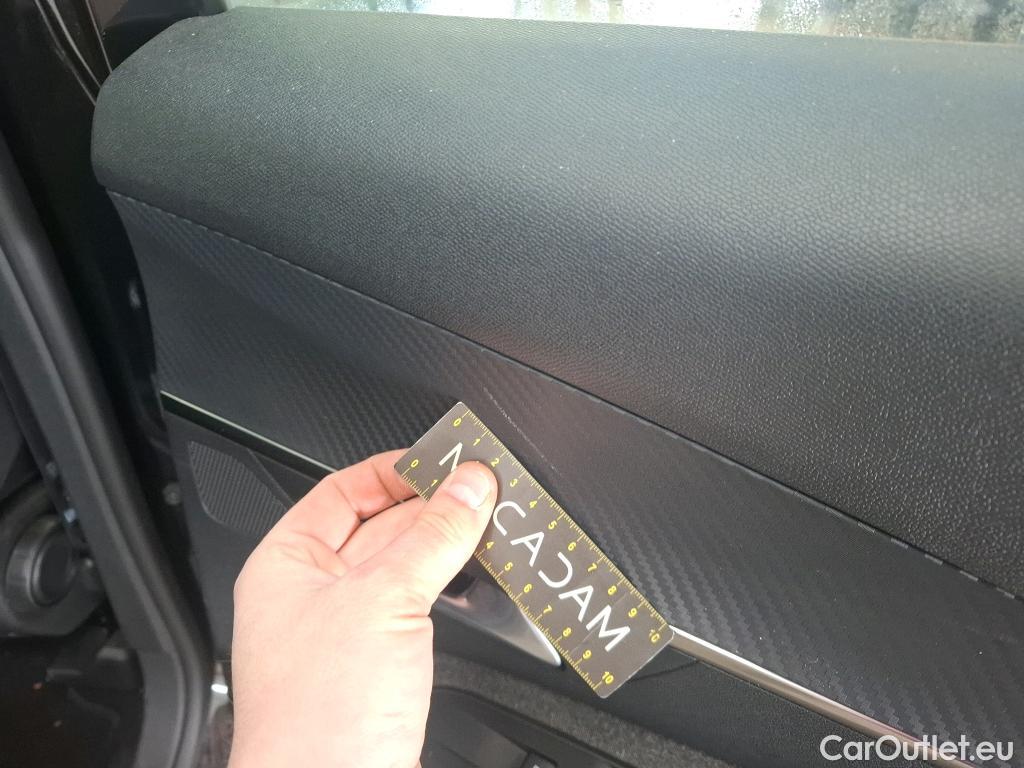  Peugeot  3008  Active Pack 1.5 HDi 130CV BVA8 E6d #31