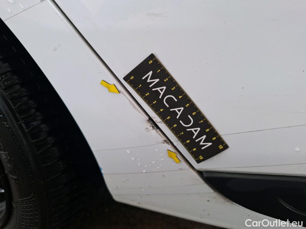  Renault  Clio  IV Air MediaNav 1.5 dCi 75CV BVM5 E6 #23