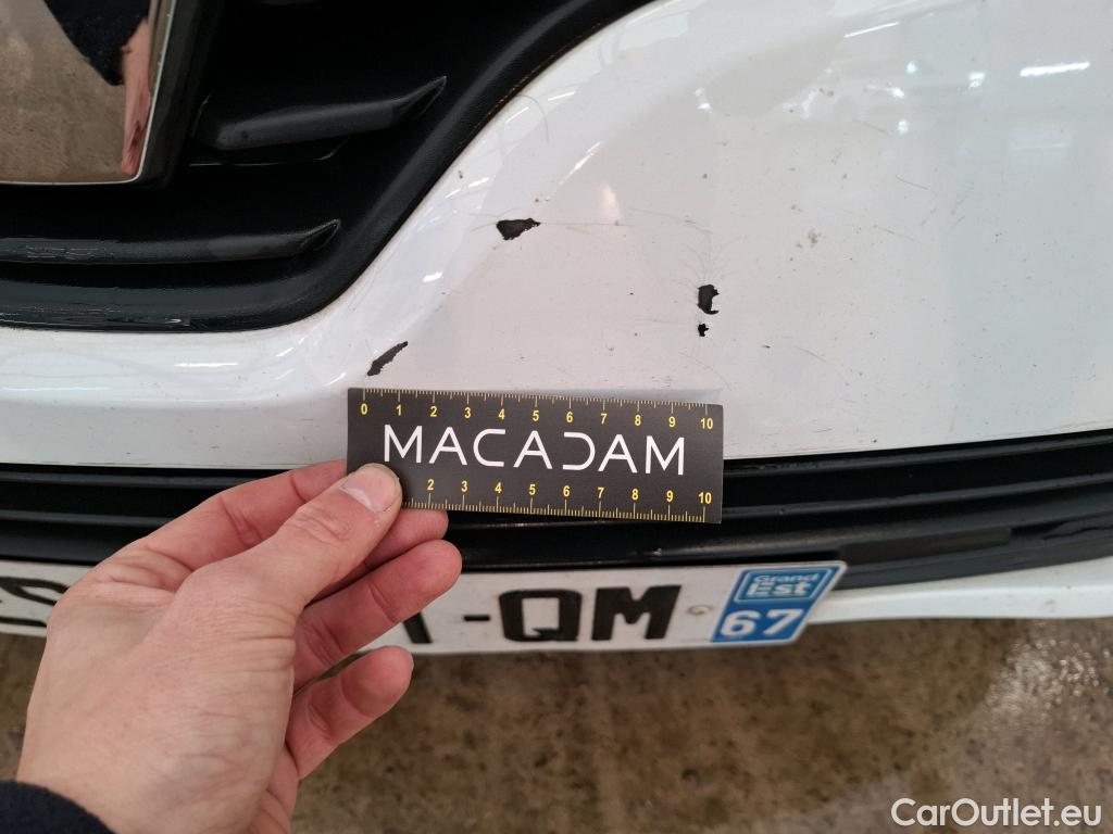  Renault  Clio  IV Air MediaNav 1.5 dCi 75CV BVM5 E6 #34