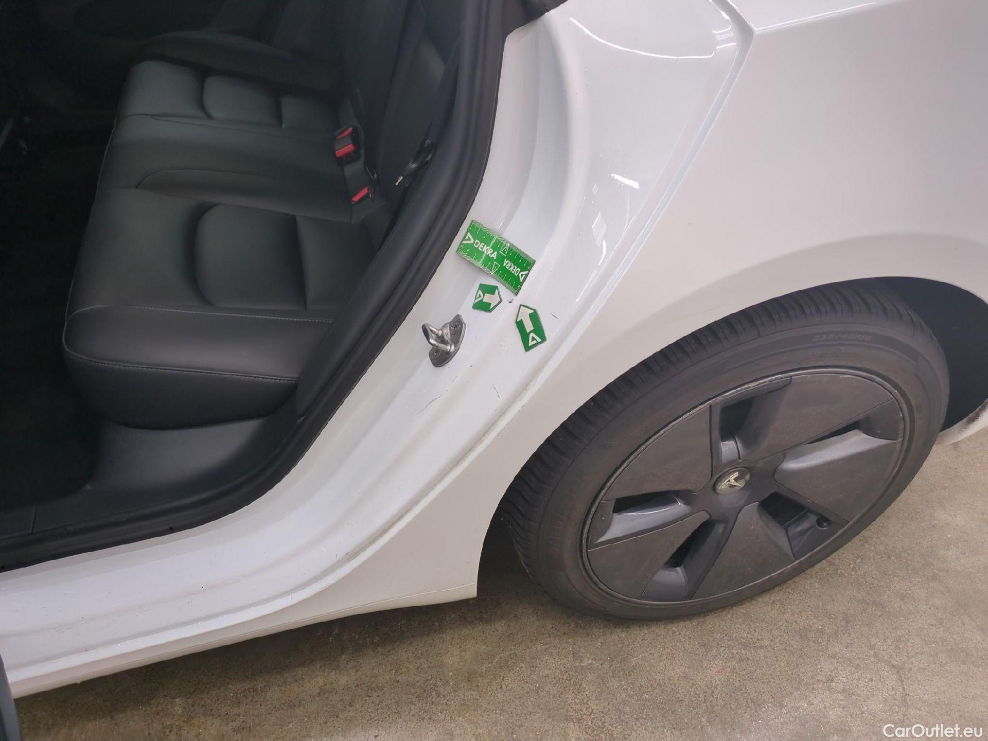  Tesla  Model 3 TESLA  / 2018 / 4P / Berline Autonomie Standard Plus RWD #18