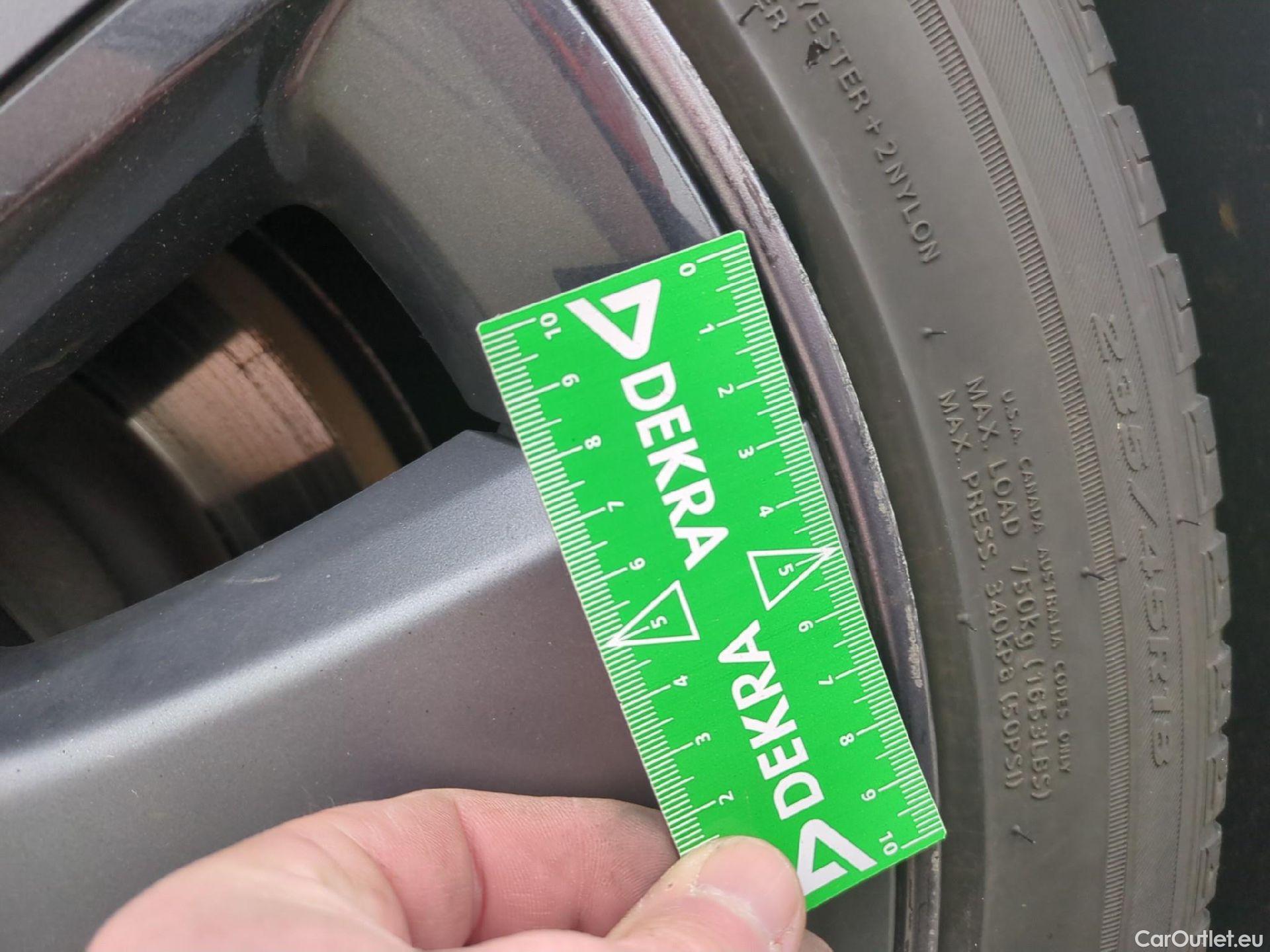  Tesla  Model 3 TESLA  / 2018 / 4P / Berline Autonomie Standard Plus RWD #13