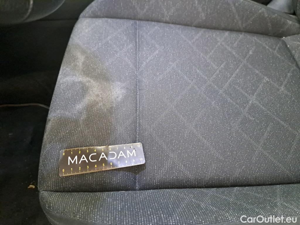  Volkswagen  Golf  VOLKSWAGEN / 2020 / 5P / Berline 2.0 TDI SCR 115 DSG7 LIFE SOCI BUSINESS #4