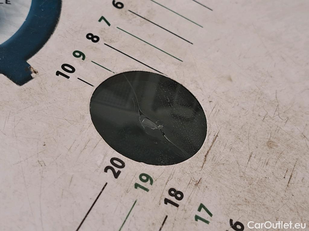  Volkswagen  Golf  VOLKSWAGEN / 2020 / 5P / Berline 2.0 TDI SCR 115 DSG7 LIFE SOCI BUSINESS #2