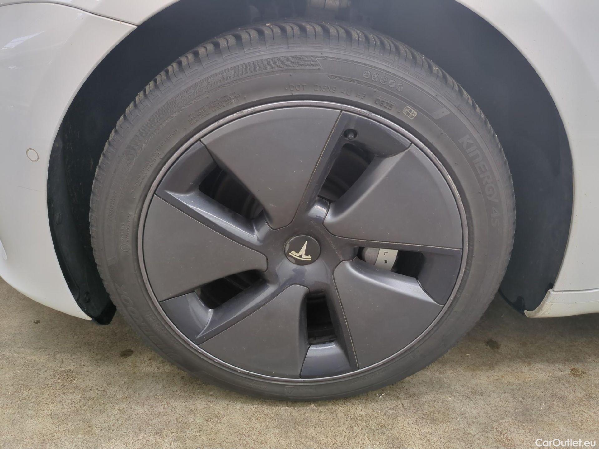  Tesla  Model 3 TESLA  / 2018 / 4P / Berline Autonomie Standard Plus RWD #1