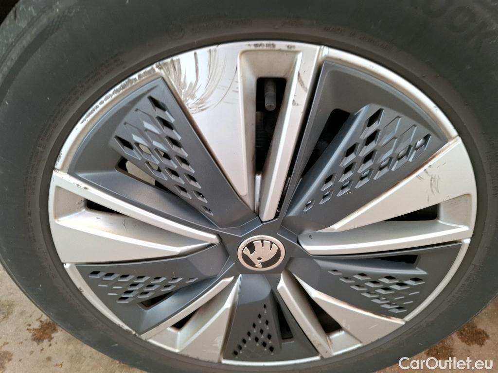  Skoda  Karoq SKODA  / 2022 / 5P / SUV 2.0 TDI 116ch DSG7 Business #9