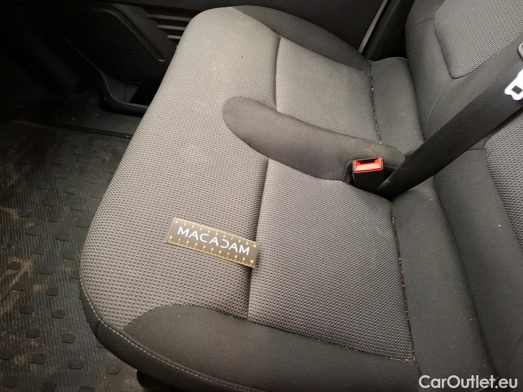  Renault  Trafic  III Fourgon L2H1 3T Confort 2.0 dCi 130CV BVM6 E6d #12