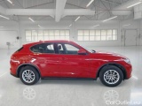  Alfa Romeo   STELVIO ALFA ROMEO / 2017 / 5P / SUV 2.2 TURBO DIESEL 190CV AT8 Q4 BUSINESS #7