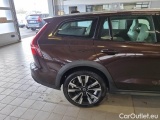  Volvo  V60 VOLVO  CROSS COUNTRY / 2018 / 5P / STATION WAGON D4 AWD GEARTR. CROSS COUNTRY PRO #43