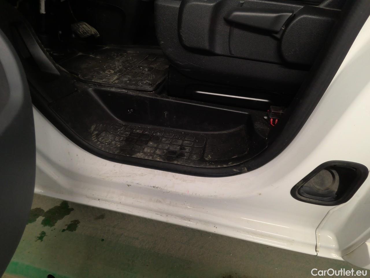  Peugeot  Expert e- 136 75kWh L2 PRO+ #6