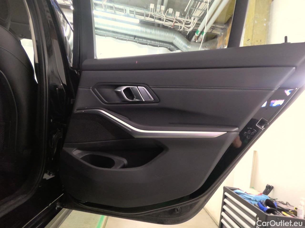  Bmw  Serie 3 320d Tour. Con.Ed. Aut #15