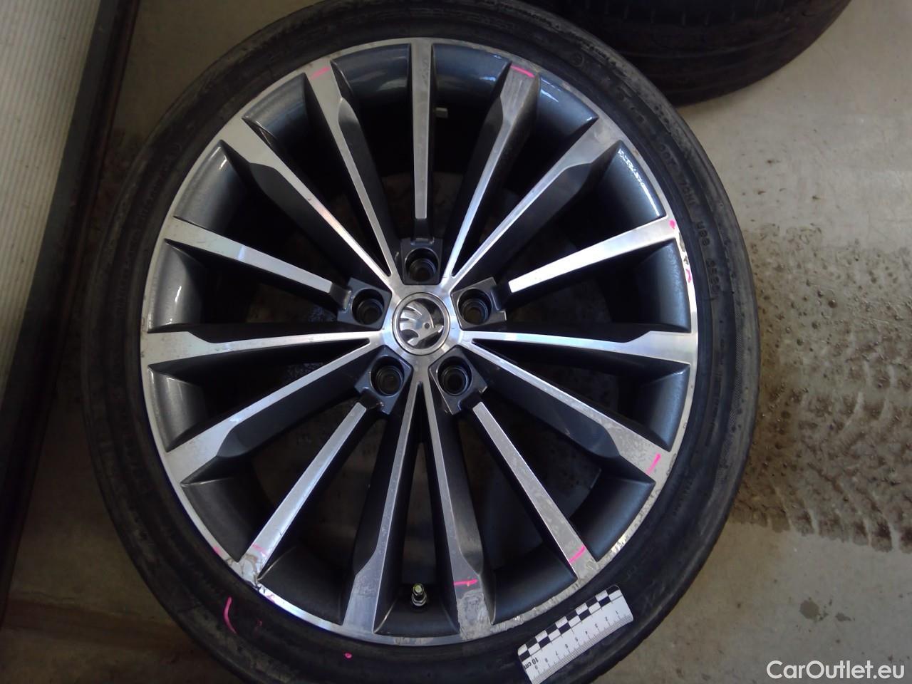  Skoda  Superb Sup.Co.TSI PHEV 218 L&K Aut #7