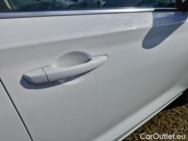  Hyundai  i30   cw (PD)(2017->)  kom.1.0TGDI 120 Smart #18