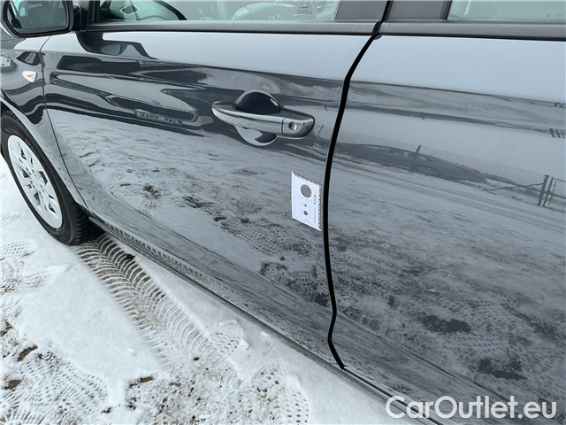  Hyundai  i30  1.5i CVVT 81 Start Plus #7