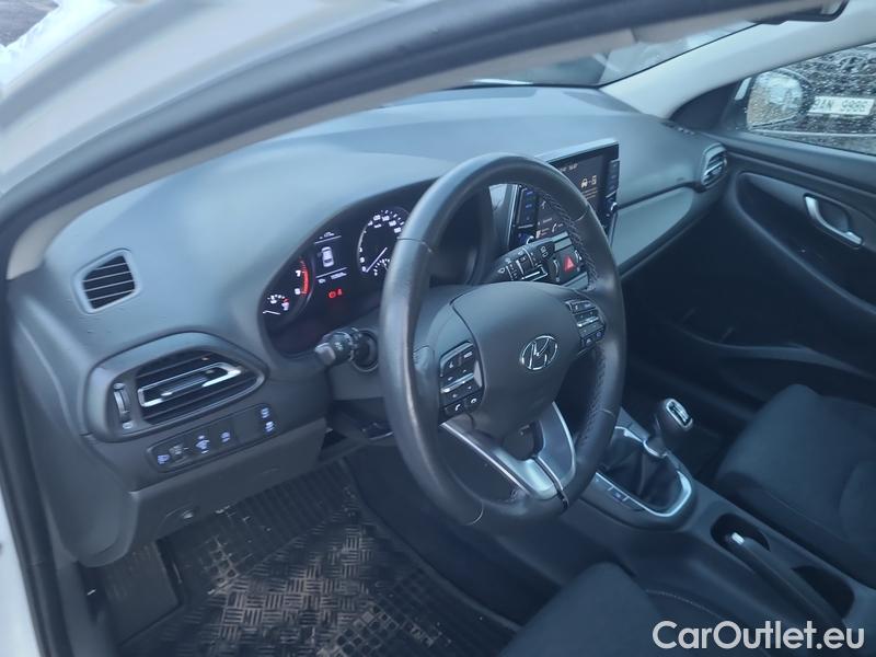  Hyundai  i30   cw (PD)(2017->)  kom.1.0TGDI 120 Smart #1