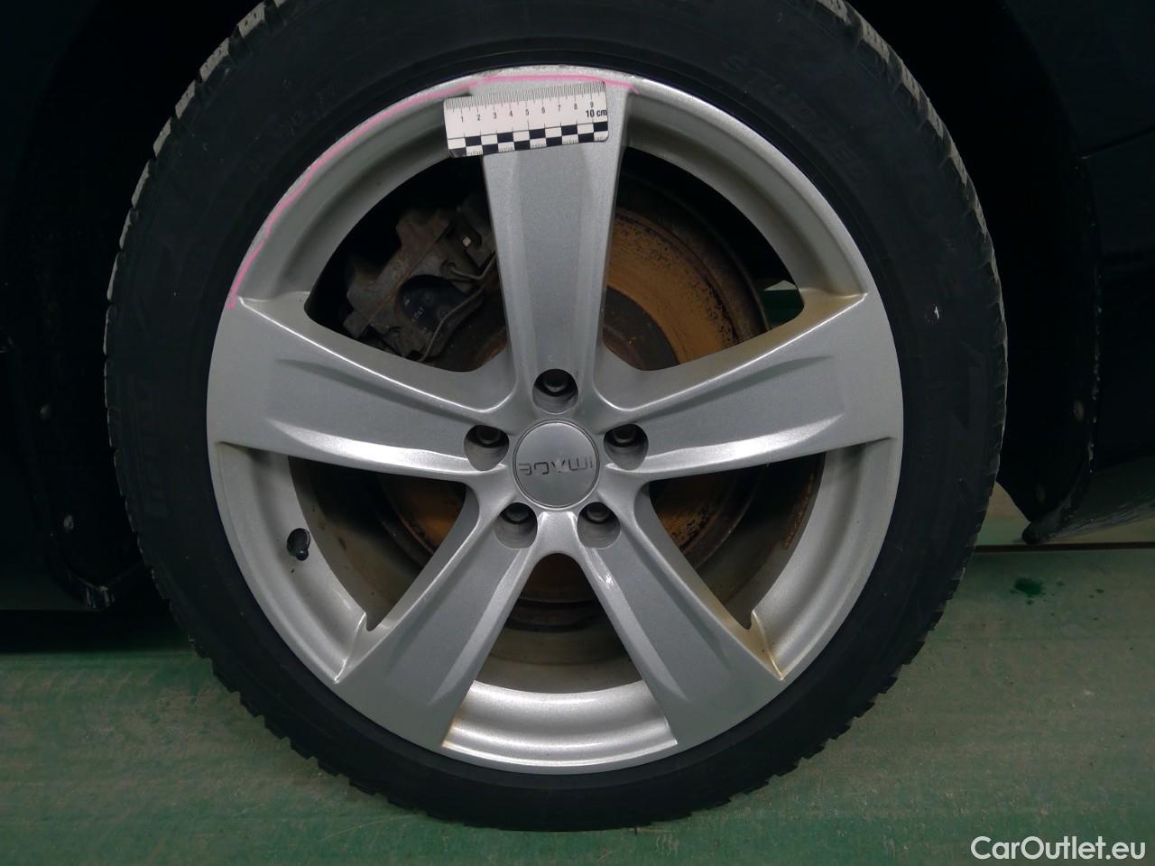  Volvo  V60  T6 350 Ins.Ex.Rec. AWD Aut #11