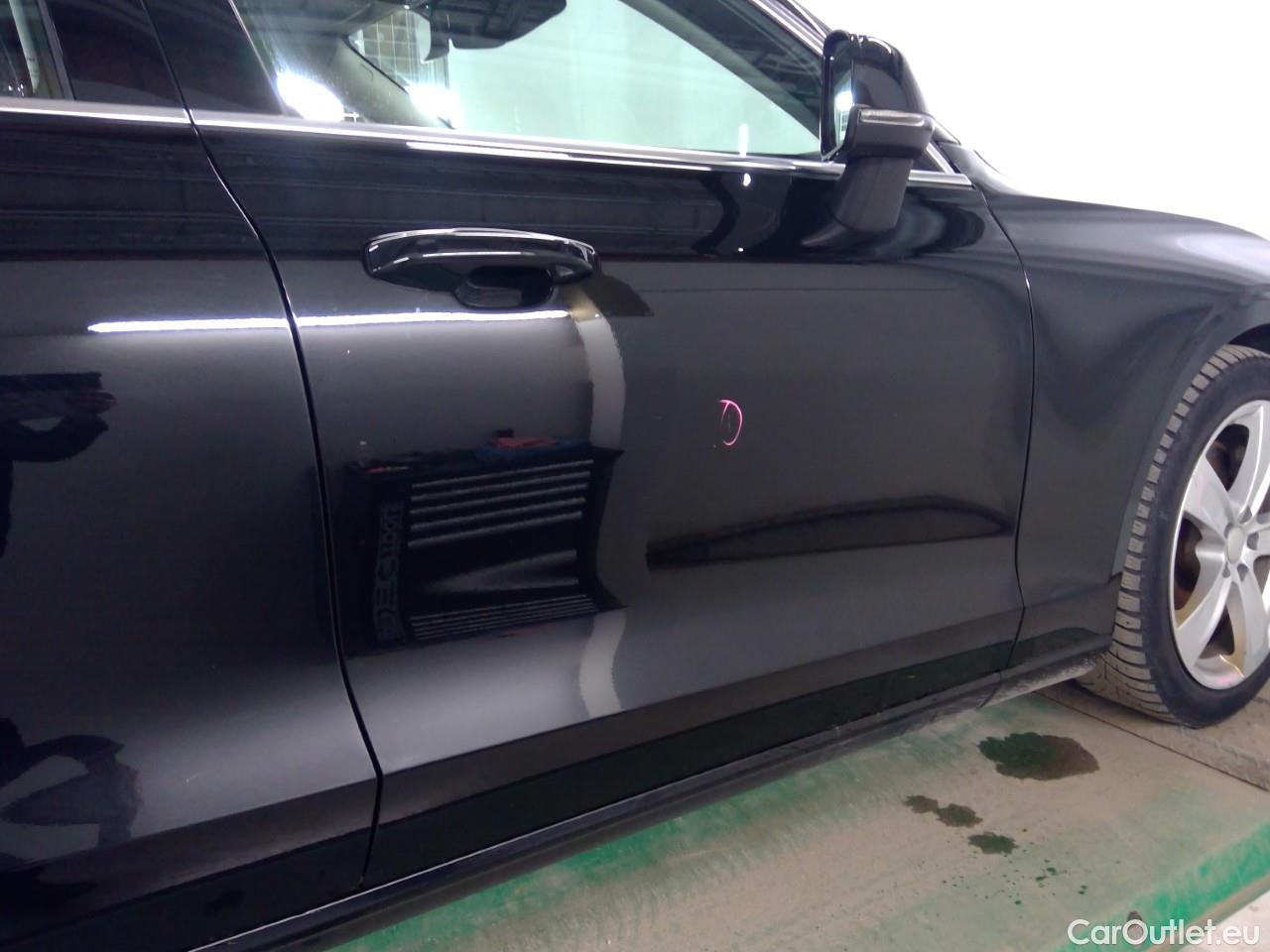  Volvo  V60  T6 350 Ins.Ex.Rec. AWD Aut #18