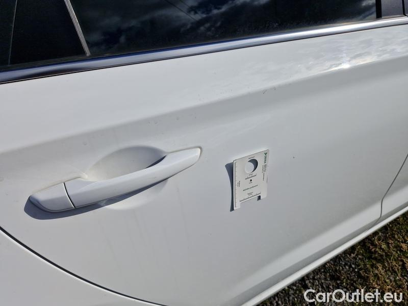  Hyundai  i30   cw (PD)(2017->)  kom.1.0TGDI 120 Smart #17