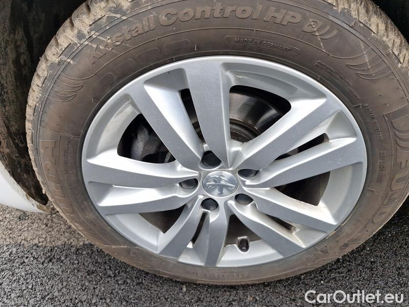  Peugeot  308 -SW  (P5) (2021)  SW 1.2 PT 130 ACTIVE P 5d #2